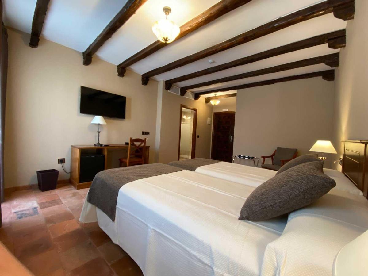 Hotel Rural El Lagar De Nemesio Perales de Tajuna Luaran gambar